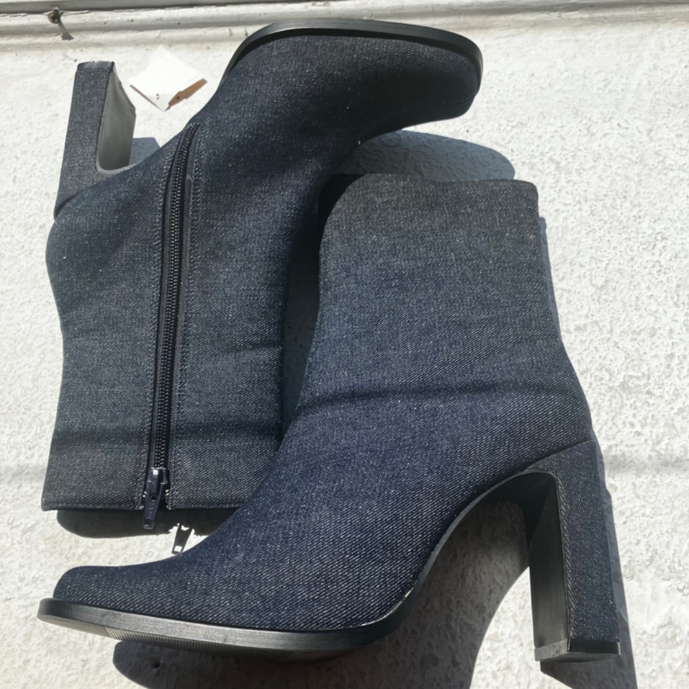 Dark denim square toe ankle boots - Picture 2 of 4